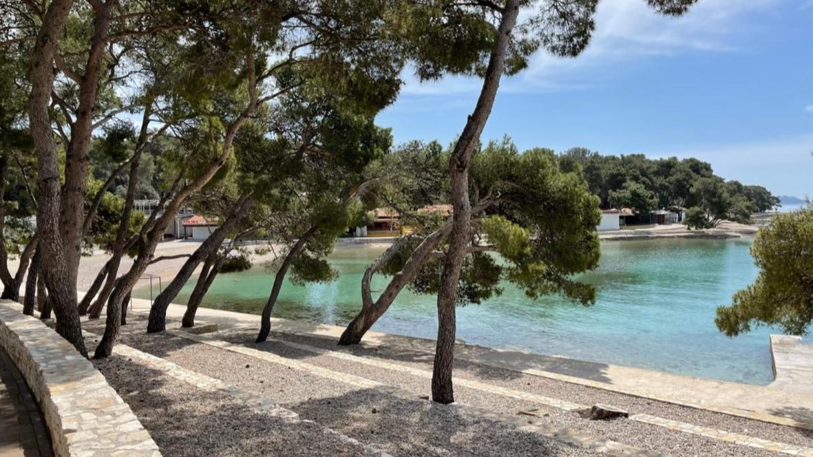 Apartmani Dina Biograd Na Moru Exterior foto